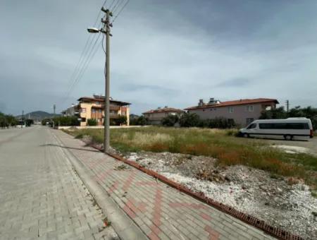 449 M2 414 M2 30% 3 Floors 2 Parcels Of Land For Sale In Ortaca Cumhuriyet