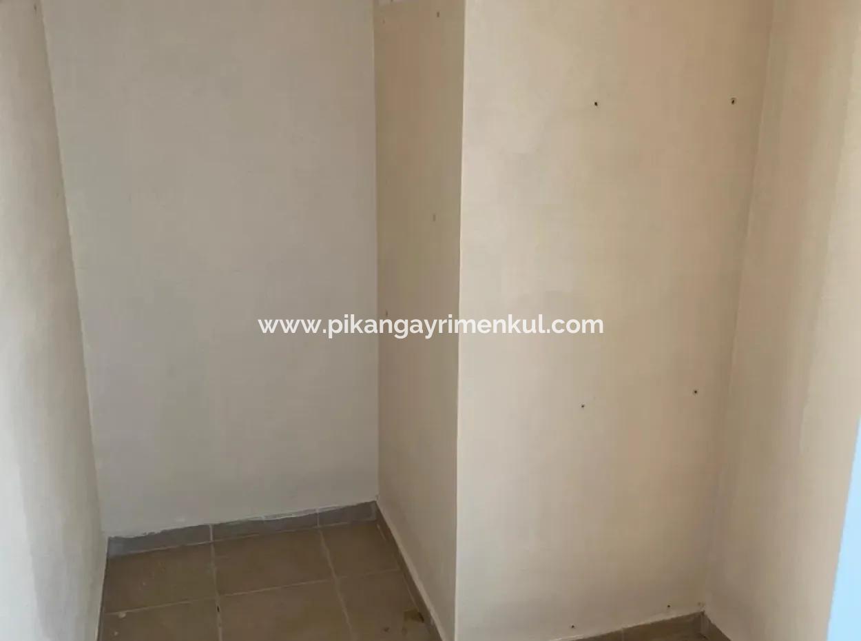 Ortacada 200 M2 Lüks Kaloriferli Daire Satılık