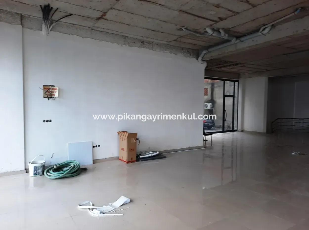 Ortaca Merkezde Banka Veya Kurumsal Markete Uygun 400 M2 Dükkan Kiralık