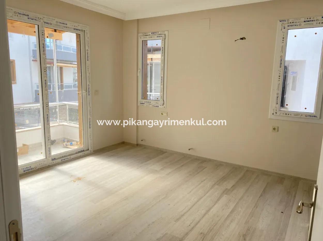 Ortaca Karaburunda 90 M2 2+1 Sıfır Giriş Kat Daire