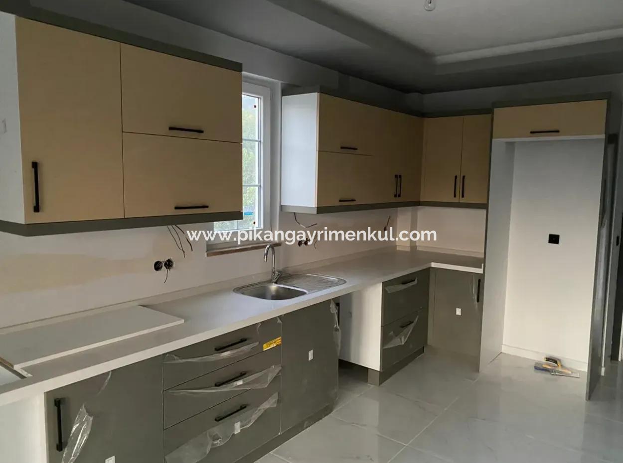 Muğla Ortacada 400 M2 Arsada Müstakil Sıfır 4+1 Villa Satılık