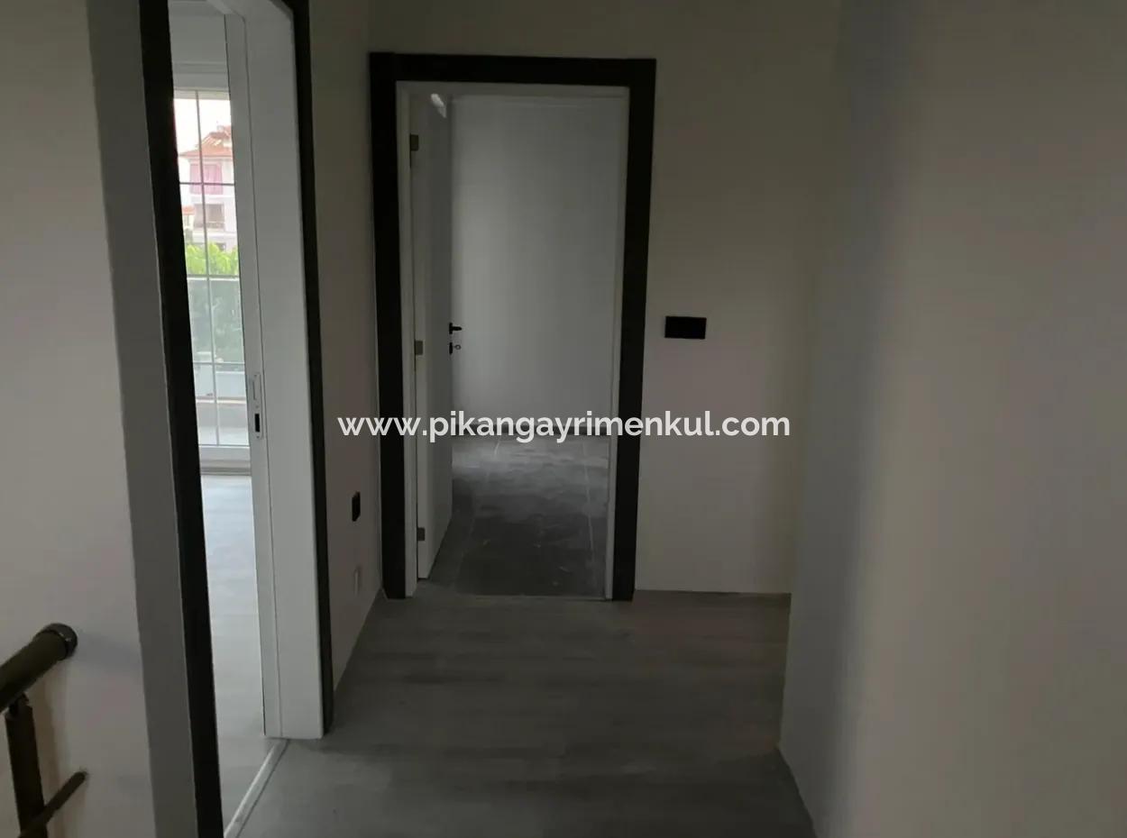 Muğla Ortacada 400 M2 Arsada Müstakil Sıfır 4+1 Villa Satılık