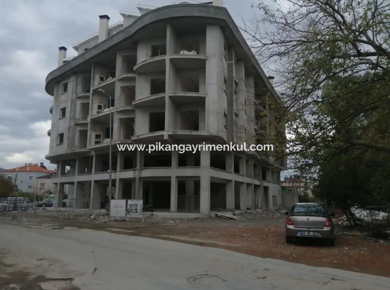 Muğla Dalaman Merkezde 900 M2 Sıfır İşyeri Satılık