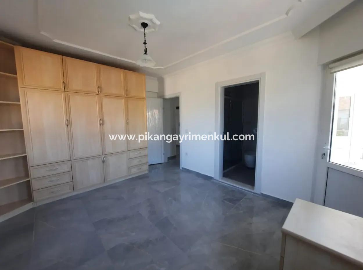 Köyceğizde Göle Yakın Yüzme Havuzlu, Eşyalı, 7+1 Müstakil Tripleks Mayısa Kadar  Kiralık