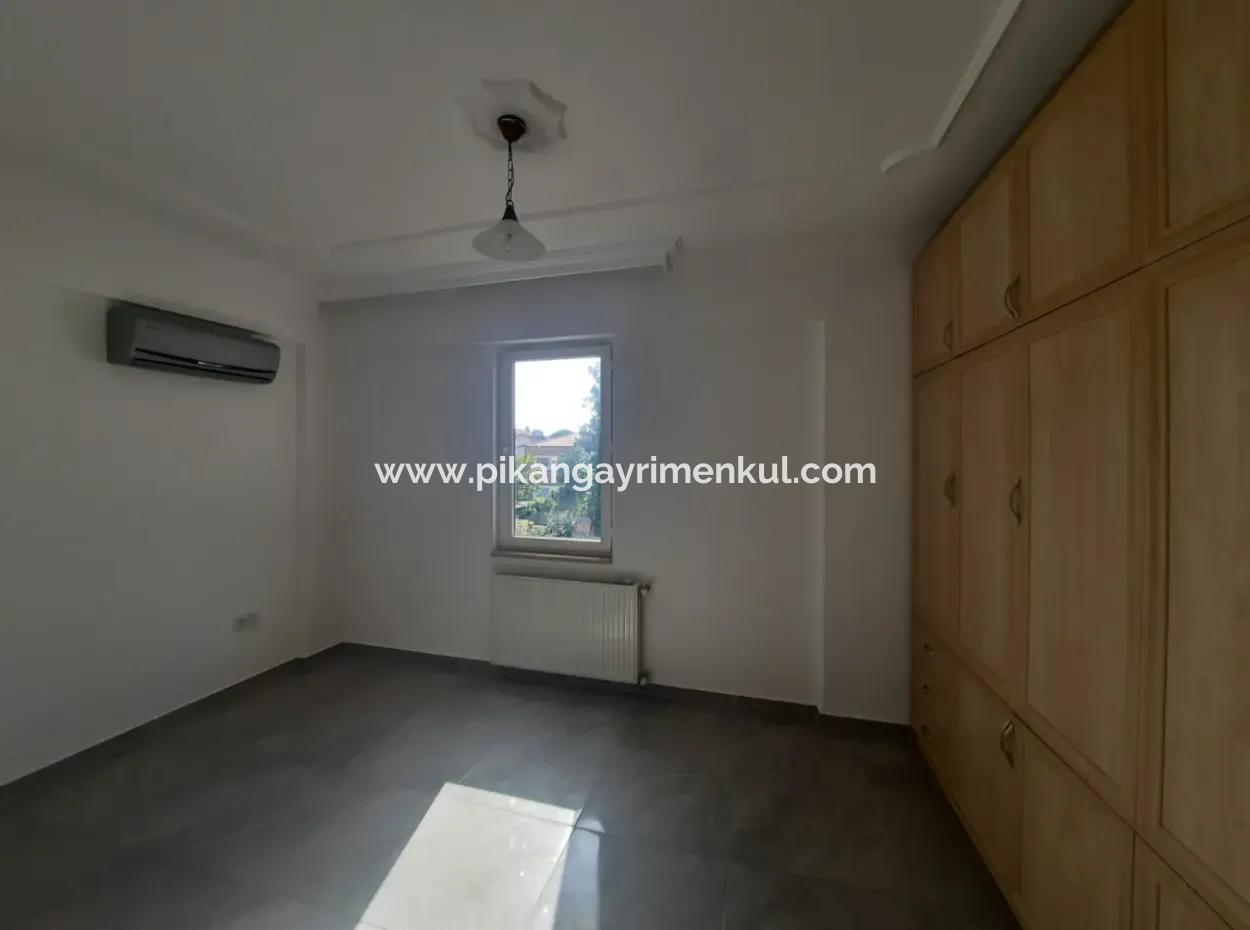 Köyceğizde Göle Yakın Yüzme Havuzlu, Eşyalı, 7+1 Müstakil Tripleks Mayısa Kadar  Kiralık