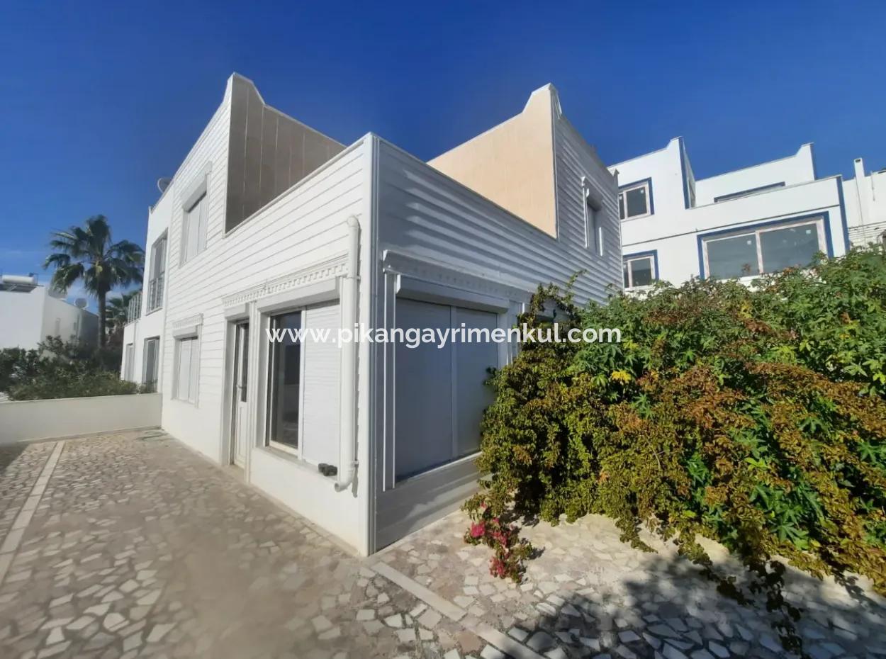 Dalamanda Deniz Manzaralı Eşyasız 140 M2 Dubleks Kiralık