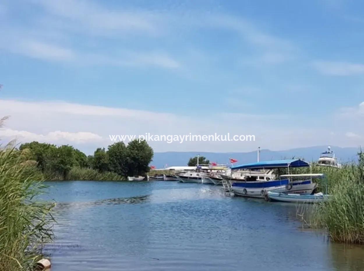 Köyceğiz Çandır Dalyan Kanalına Sıfır 25,190 M2 Yatırıma Uygun Arazi Satılık