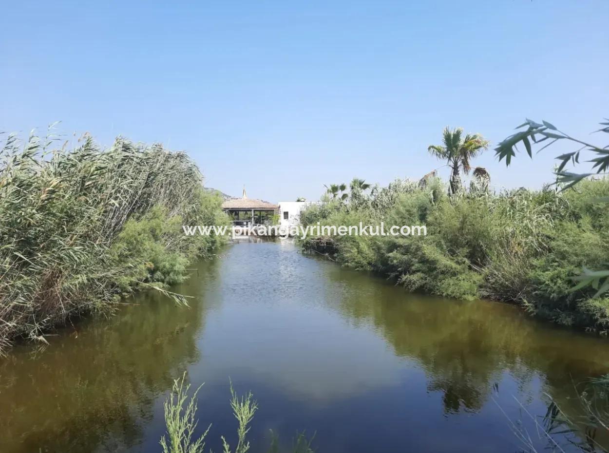 Muğla  Dalyanda 17,500 M2 Kanala Yakın Müstakil Kelepir Arazi Satılık