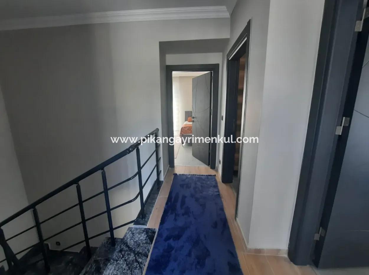 Ortaca Çaylıda 290 M2 Arsada Yüzme Havuzlu, Eşyalı, 4+1 Sıfır Dubleks Satılık