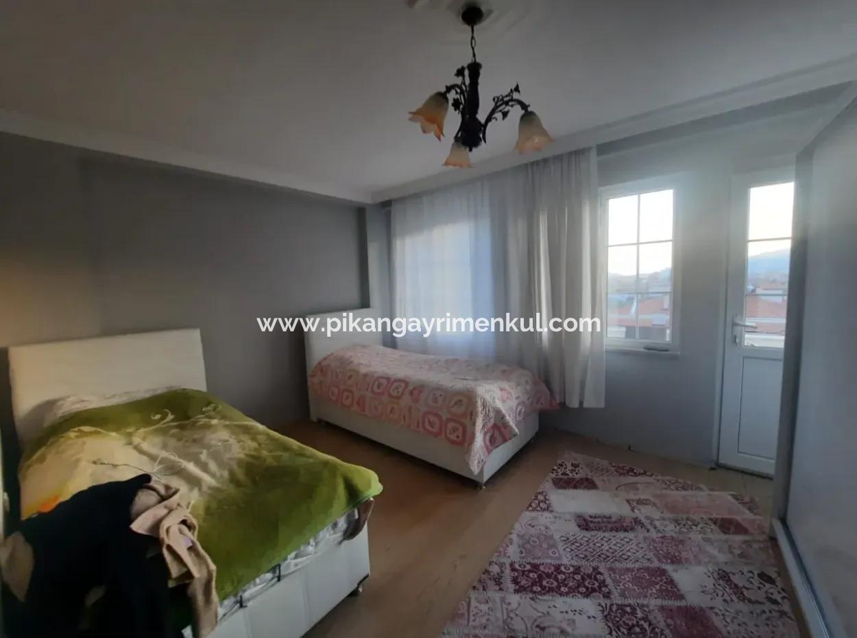 Ortaca Merkezde Kelepir Acil Satılık 130 M2, 3+1  Daire