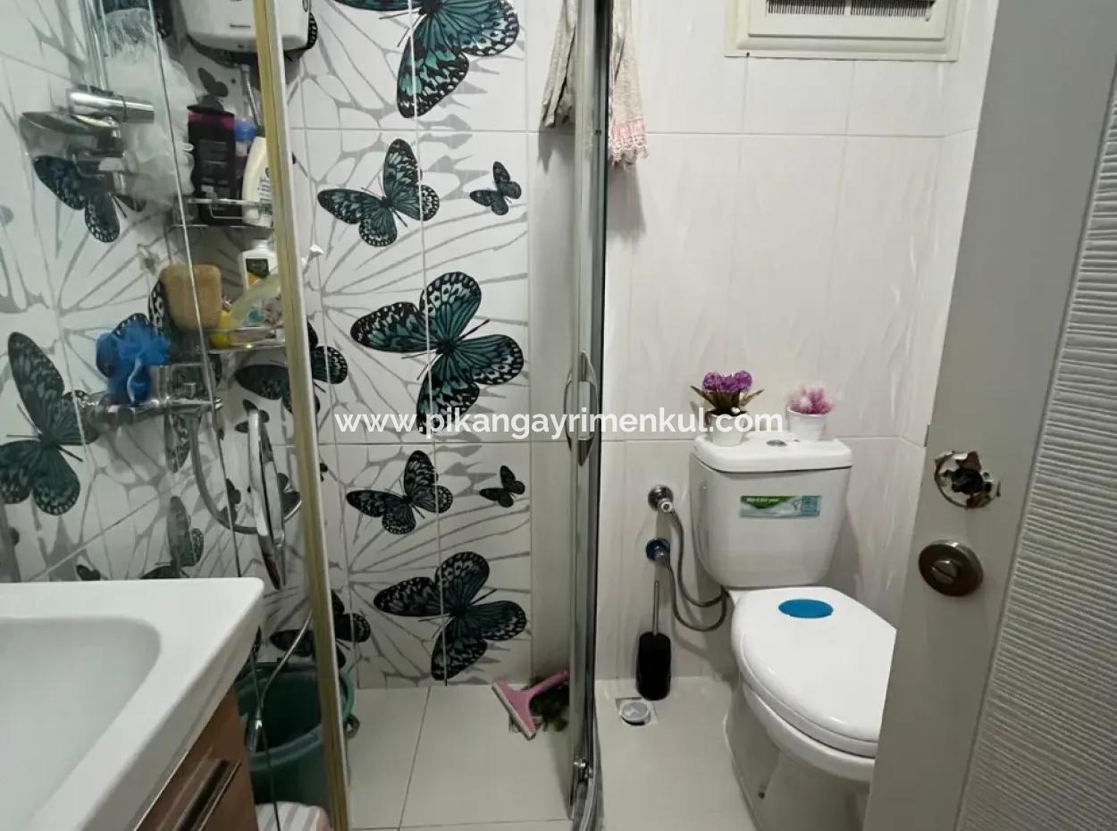 Cumhuriyet De 2+1 2. Kat Daire Satılık