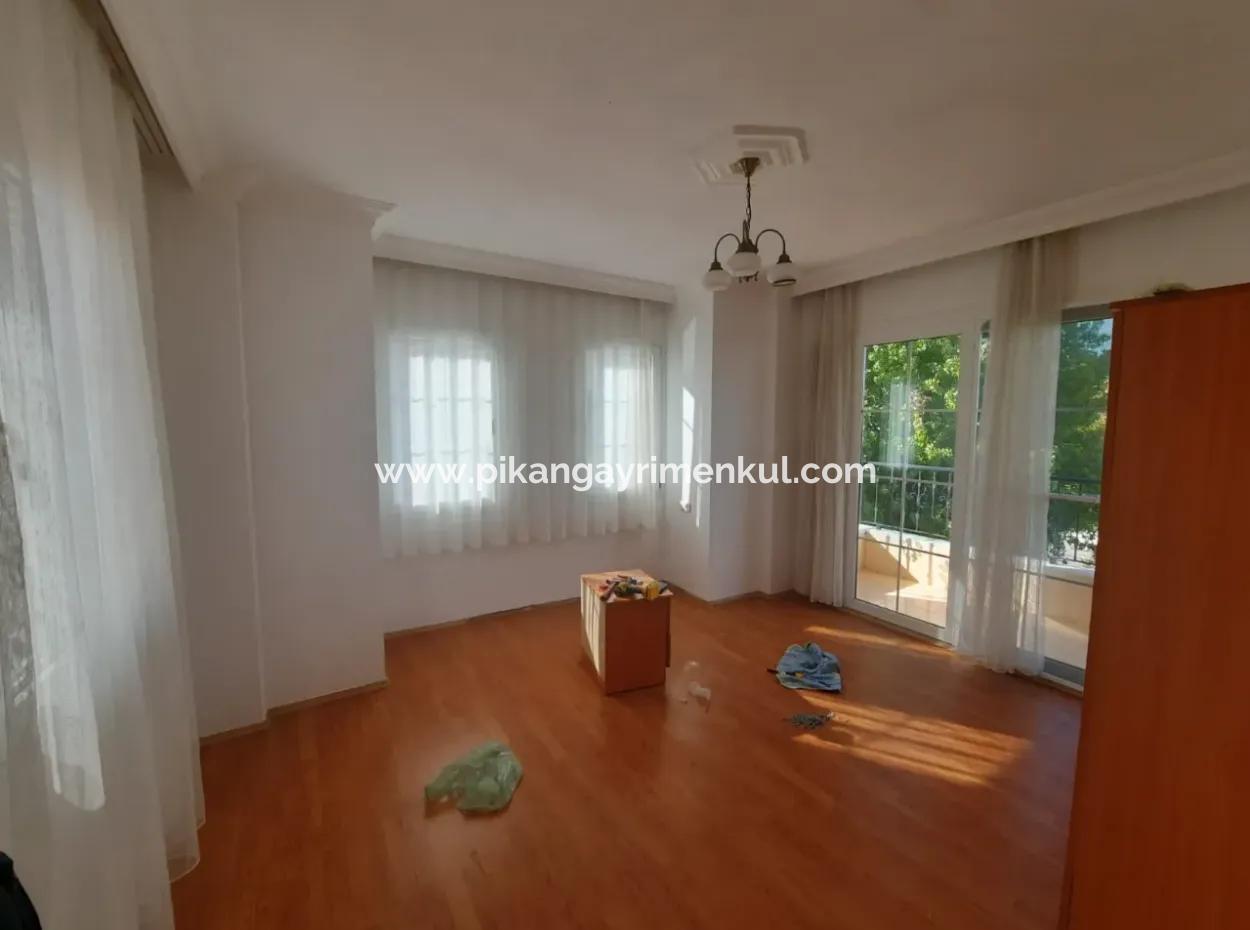 Muğla Dalyanda Kiralık 3+1 Eşyalı Veya Eşyasız Yüzme Havuzlu Dubleks Yıllık Kiralık