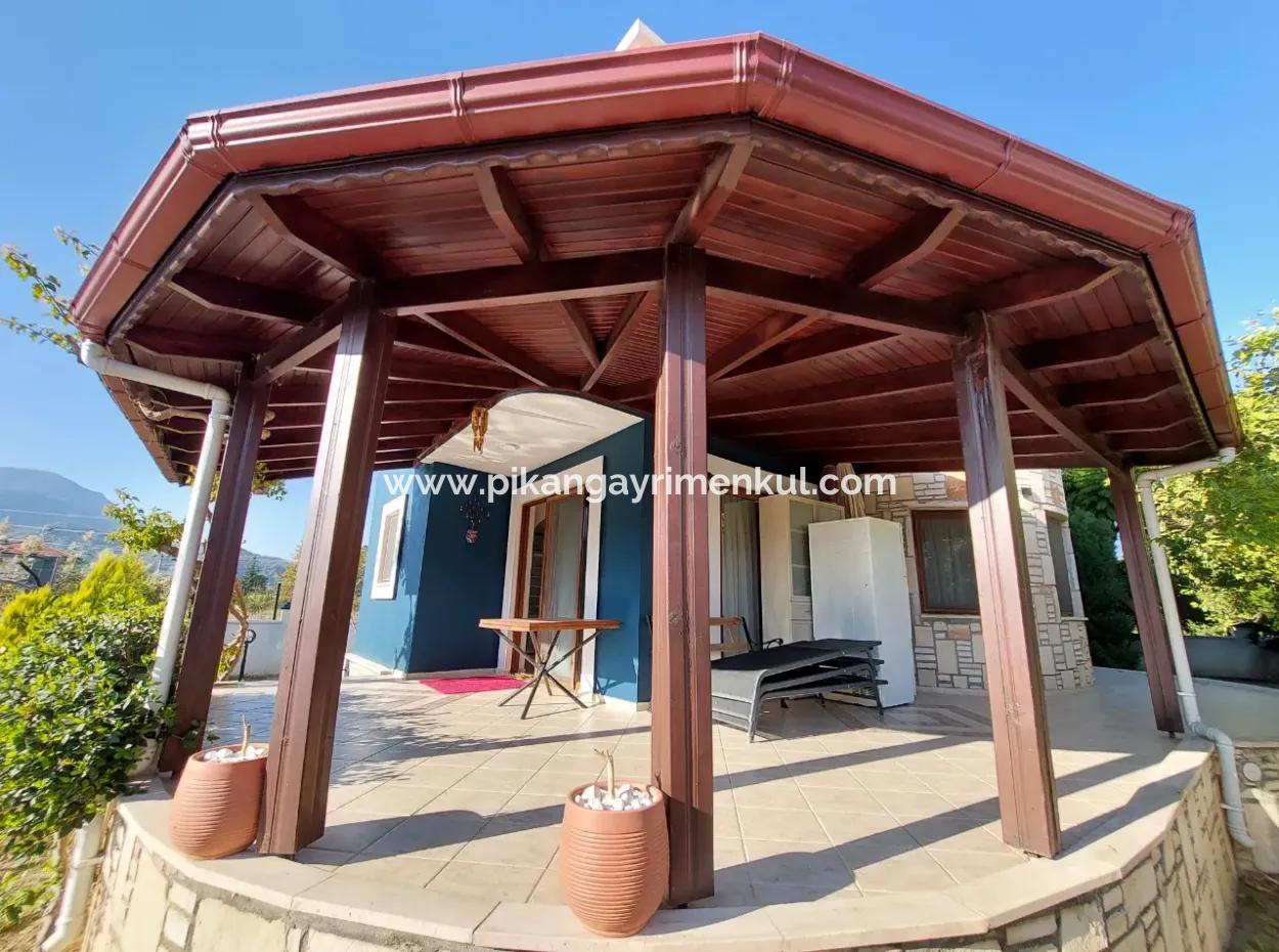 Muğla Dalyanda Satılık 566 M2 Arsada, 3+1 Müstakil Villa