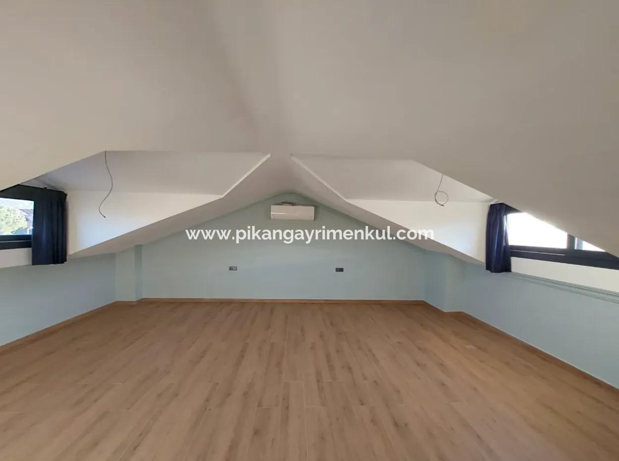 Muğla Dalyanda Sıfır 5+1 Lüks Tripleks Satılık