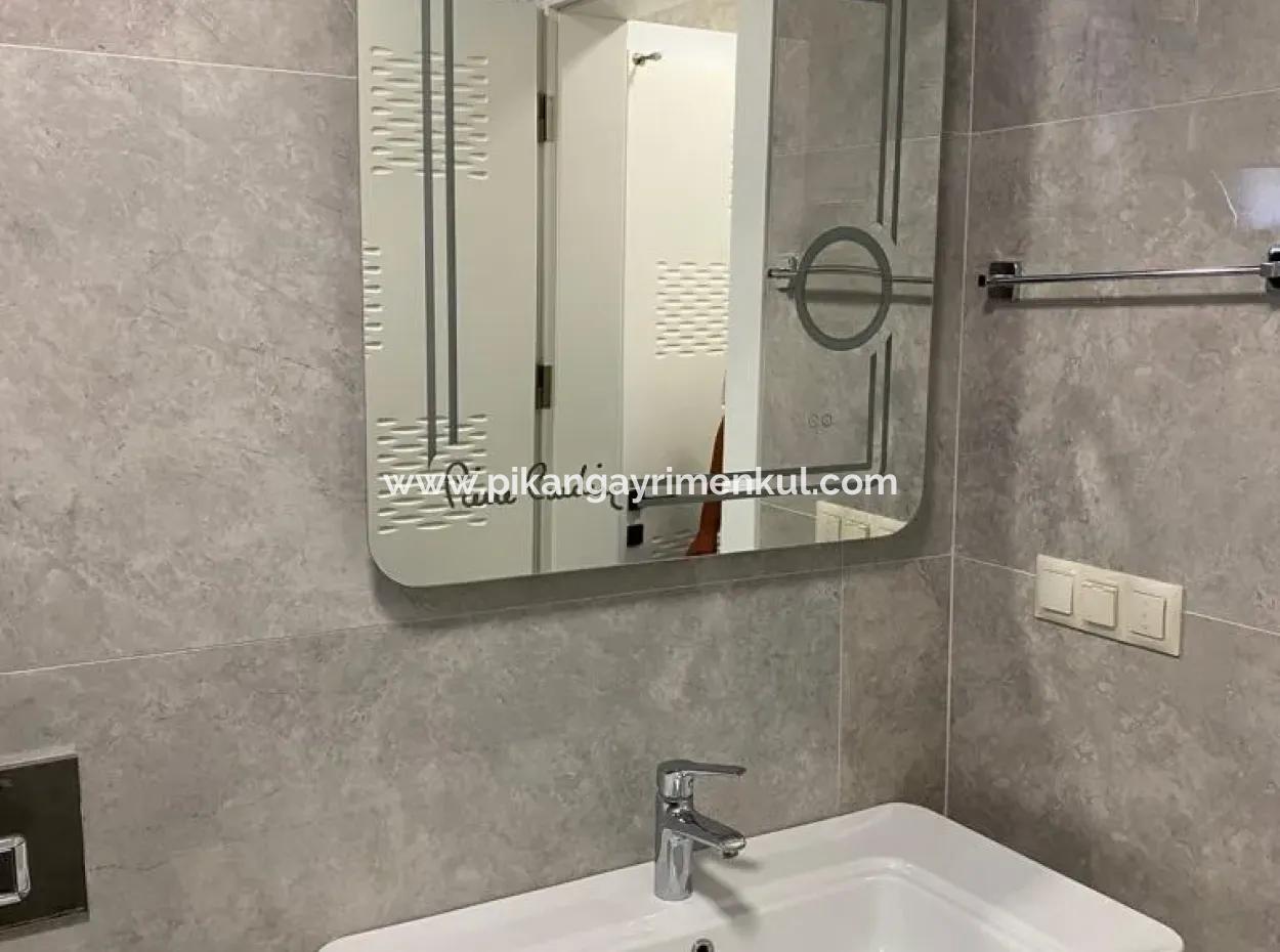 Dalamanda 600 M2 Müstakil Arsada Ortak Havuzlu Sıfır Dubleks Villa Satılık