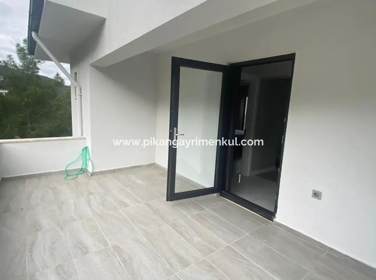 Ortaca Sarıgerme De 415 M2 Arsa İçerisinde, Eşyalı 4+1 Villa  Kiralık