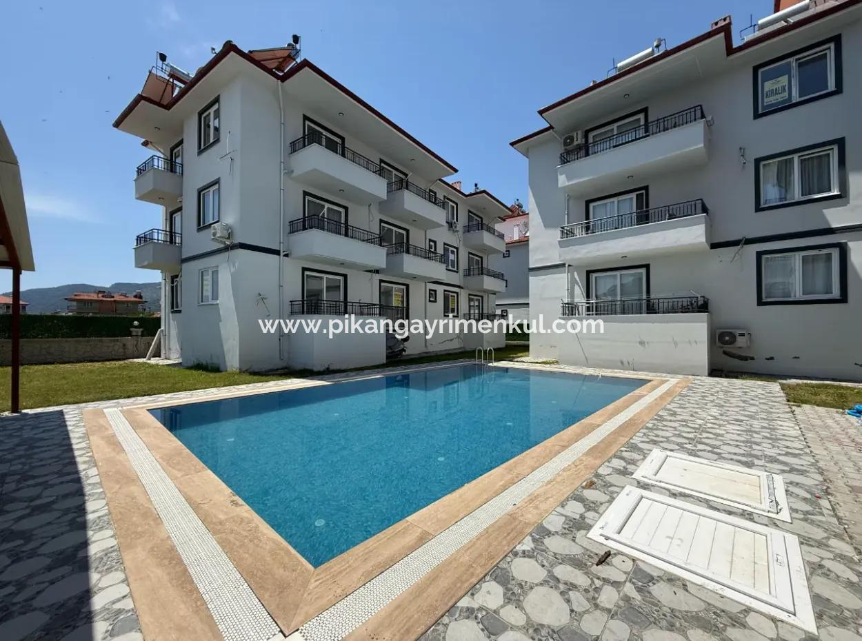 Ortacada Merkeze Yakın 1+1 Havuzlu Sitede Daire Satılık.