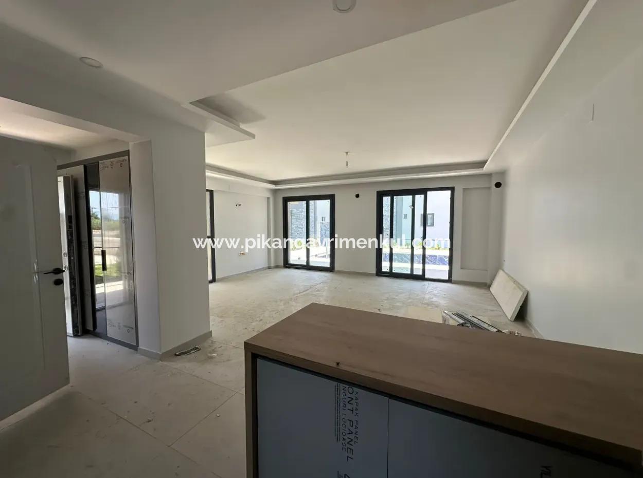 Ortaca Da 4+1, 235 M2 Sıfır Villalar Satılık