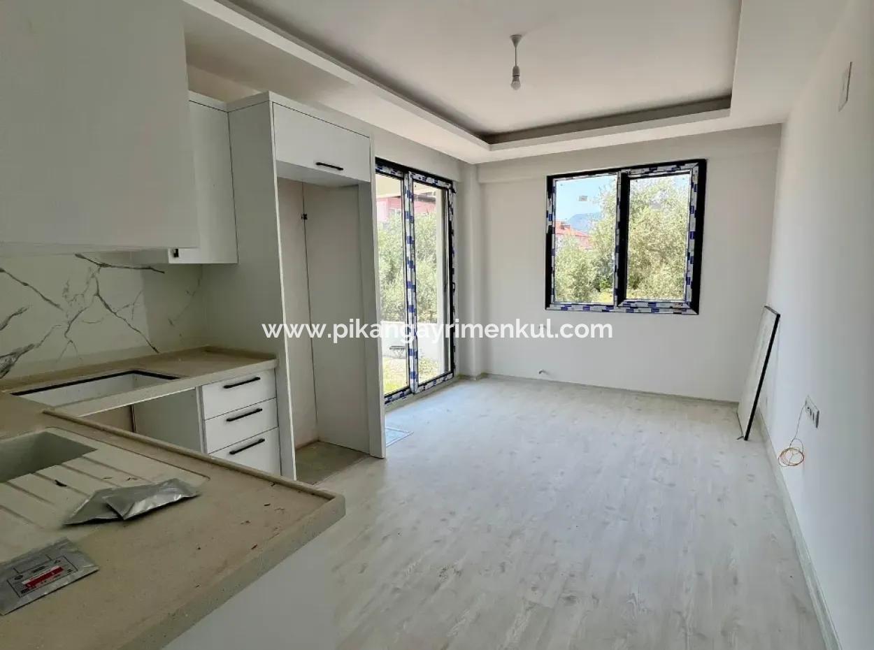 Ortaca Karaburun Da Yüksek Giriş 1+1 Daire Kiralık