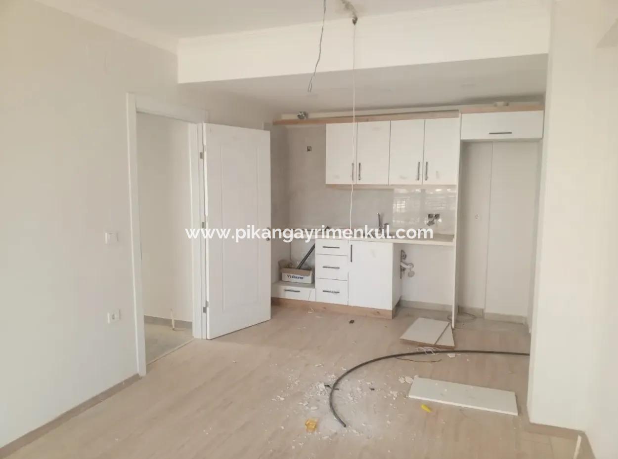 Ortaca Karaburun Da Yüksek Giriş 1+1 Daire Kiralık