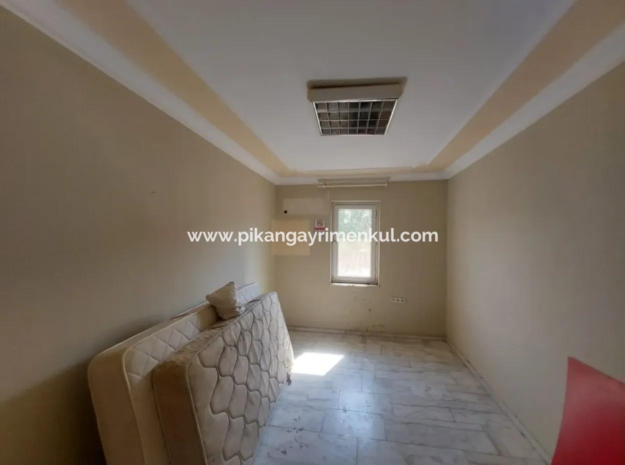 Muğla  Ortaca  Okçular Dalyan Karayoluna Sıfır Konumda Ticaretin Kalbinde Fırsat Dükkan Kiralık!