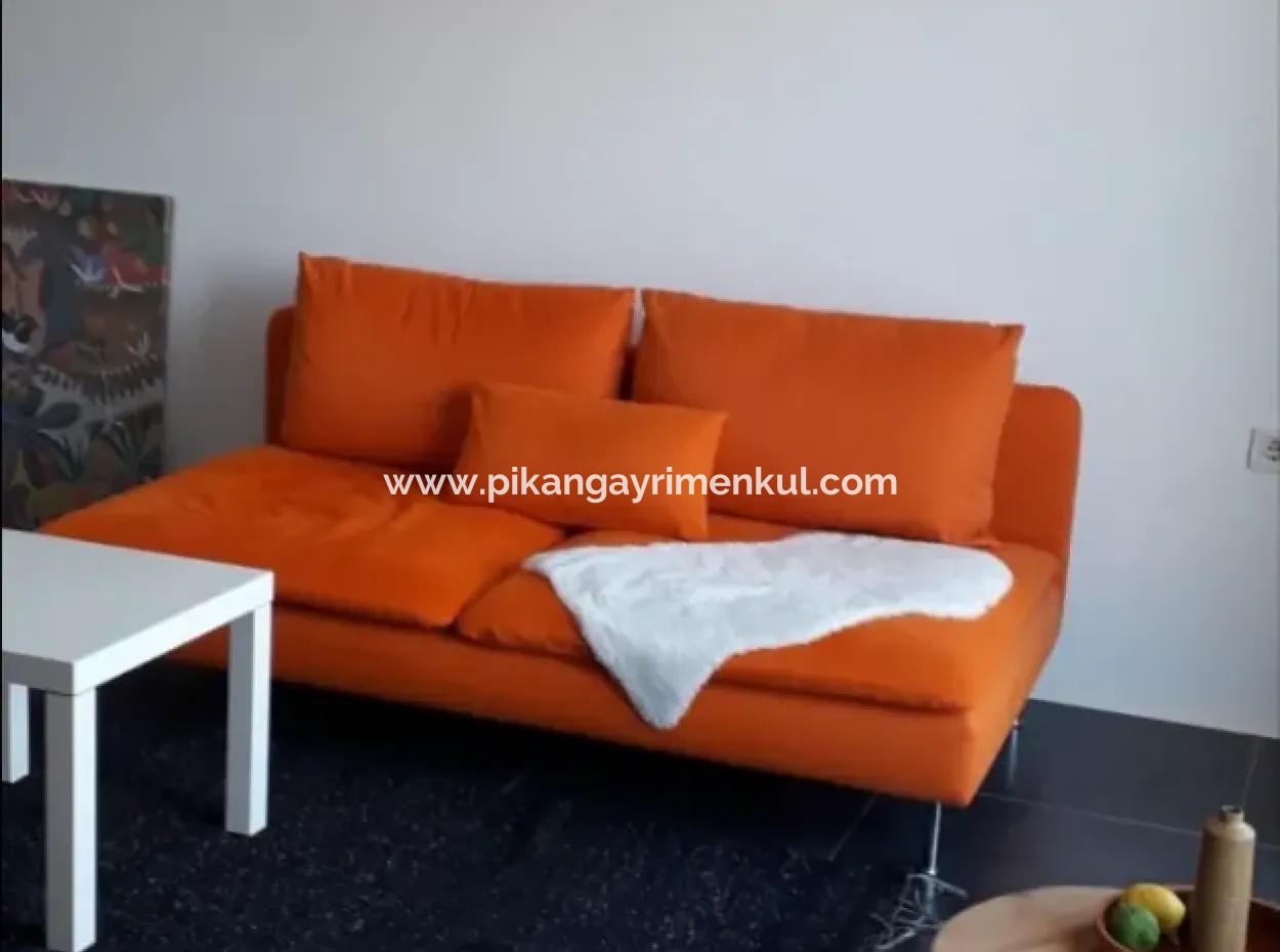 İzmir Çeşme Sakaryada  2+1 Satılık Veya Takas Daire.