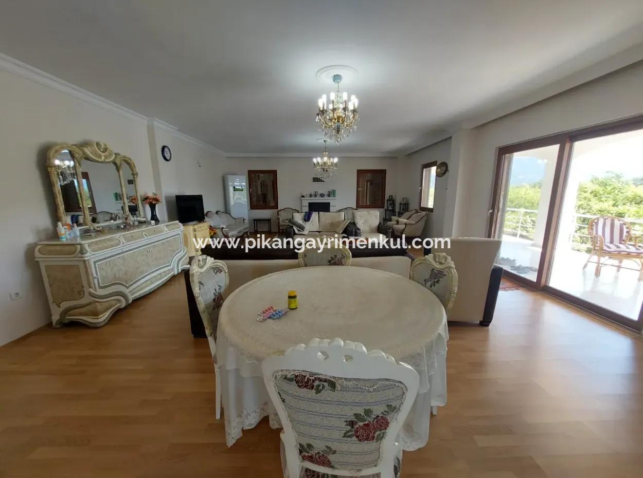 Mugla Dalyanda 7 500 M2 Nar Bahçesinde 5+1 Yüzme Havuzlu Lüks Tripleks Satılık