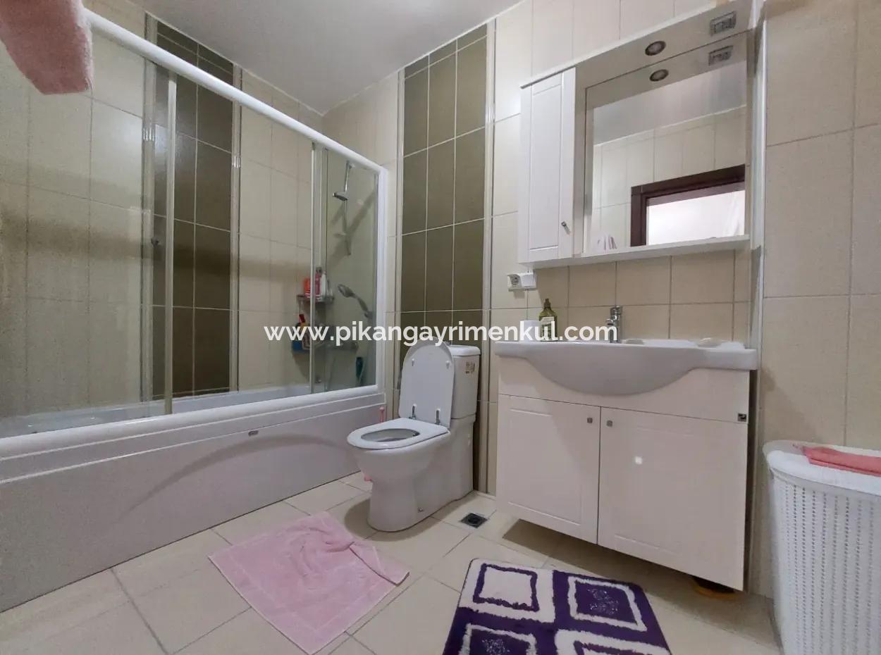 Mugla Dalyanda 7 500 M2 Nar Bahçesinde 5+1 Yüzme Havuzlu Lüks Tripleks Satılık