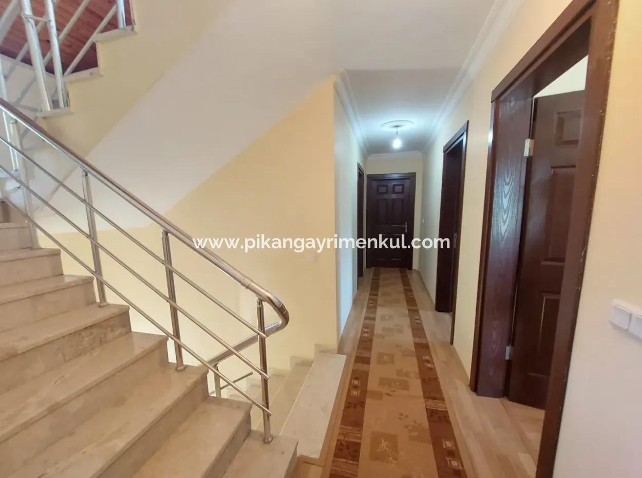 Mugla Dalyanda 7 500 M2 Nar Bahçesinde 5+1 Yüzme Havuzlu Lüks Tripleks Satılık