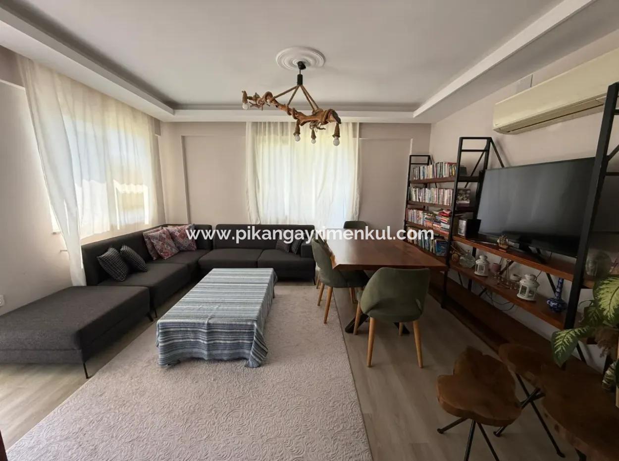 Ortaca Cumhuriyette 3+1 115M2 Giriş Kat Daire Satılık.