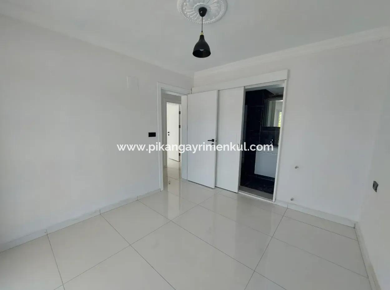 Muğla Ortaca Eskiköy’de  Doğanın Ortasında Huzurlu Bir Yaşam İçin İdeal 2+1 Tek Katlı Ev Kiralık.