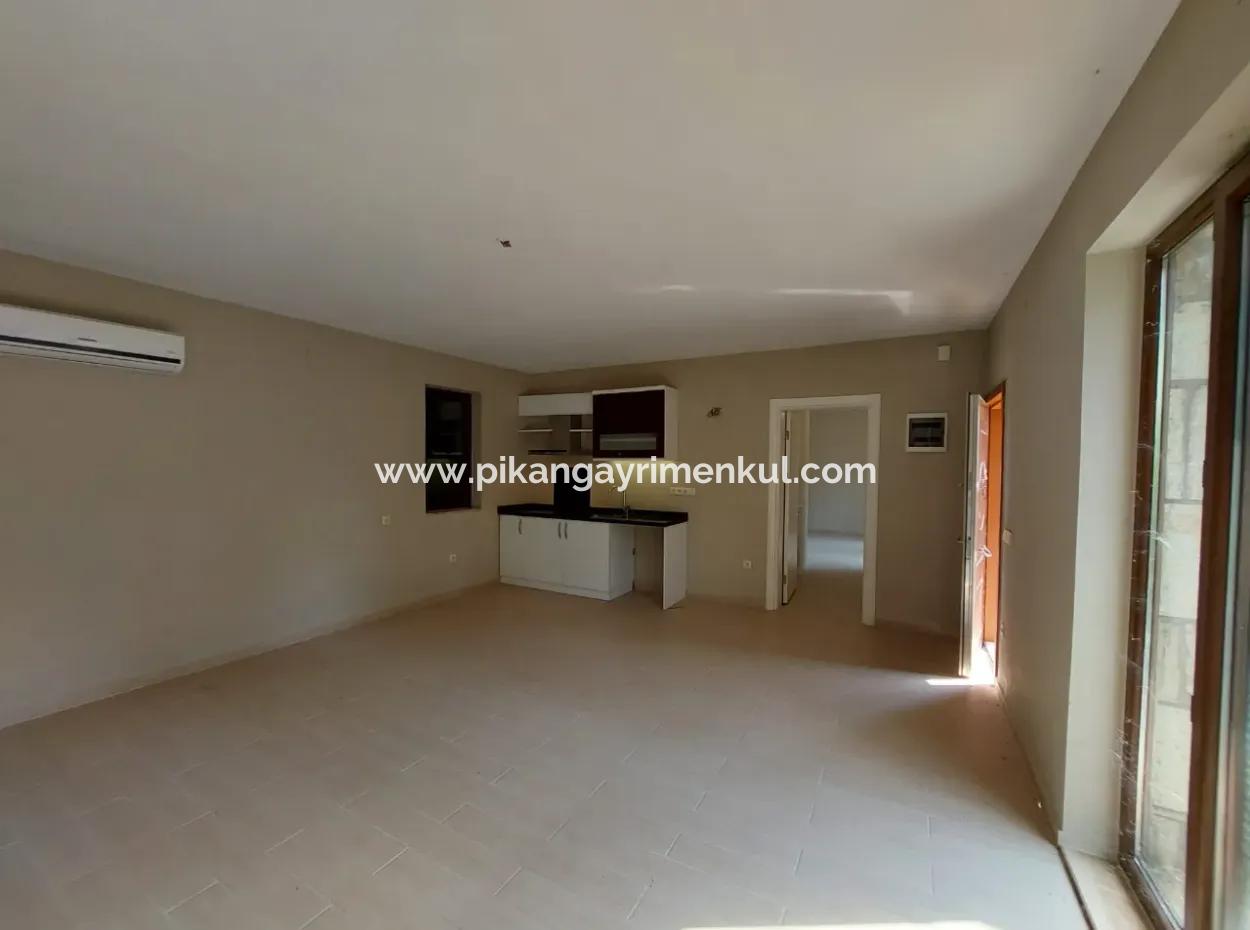 Muğla Dalyan’da Turizm Yatırımına Uygun 3.500 M² Arazide Evler Satılık