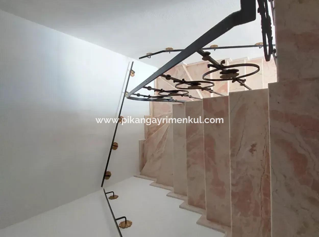 Muğla Dalyan’da Turizm Yatırımına Uygun 3.500 M² Arazide Evler Satılık