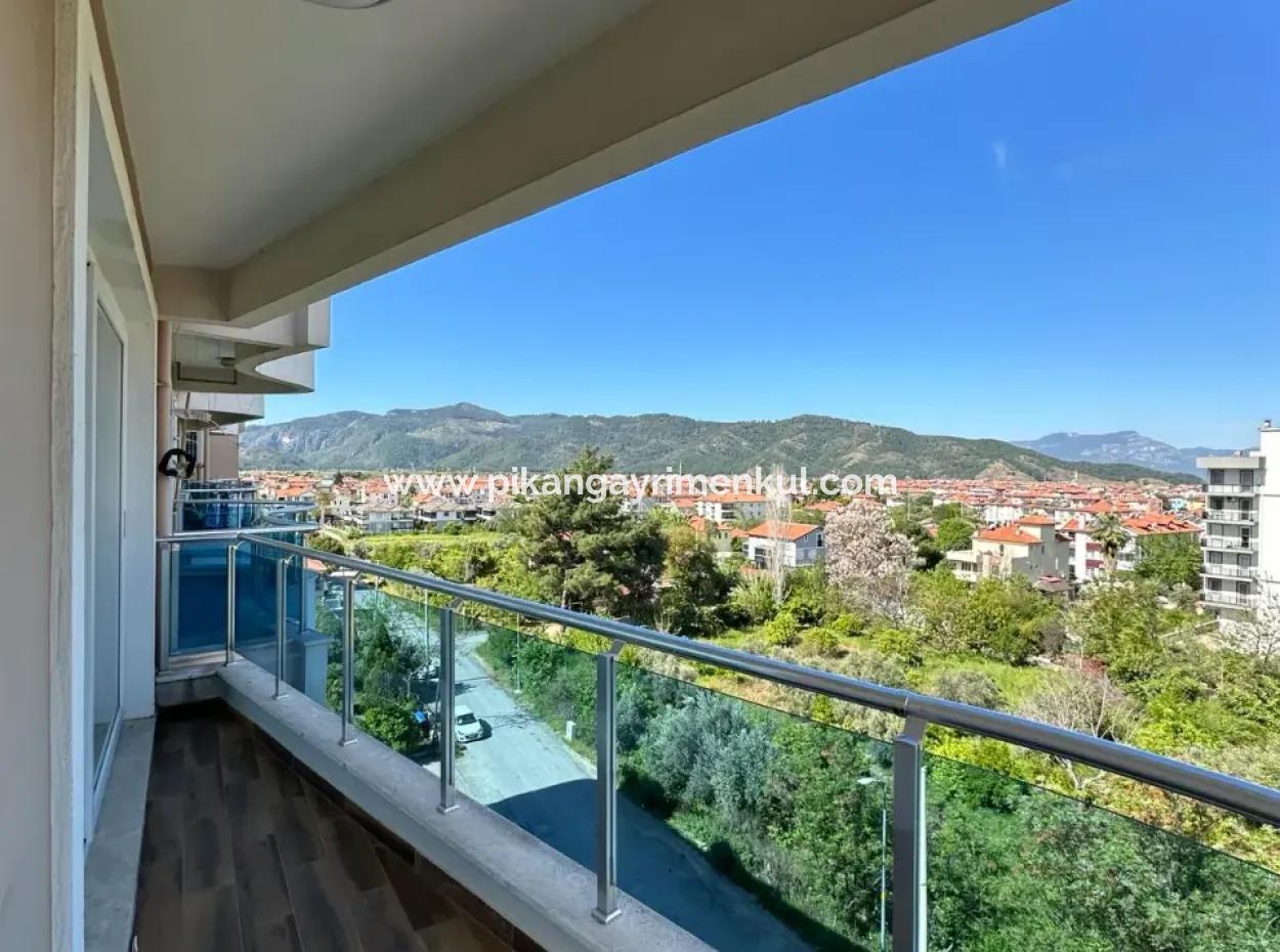 Rezidansta 3+1 Lüks Bulvara Cephe Daire Satılık