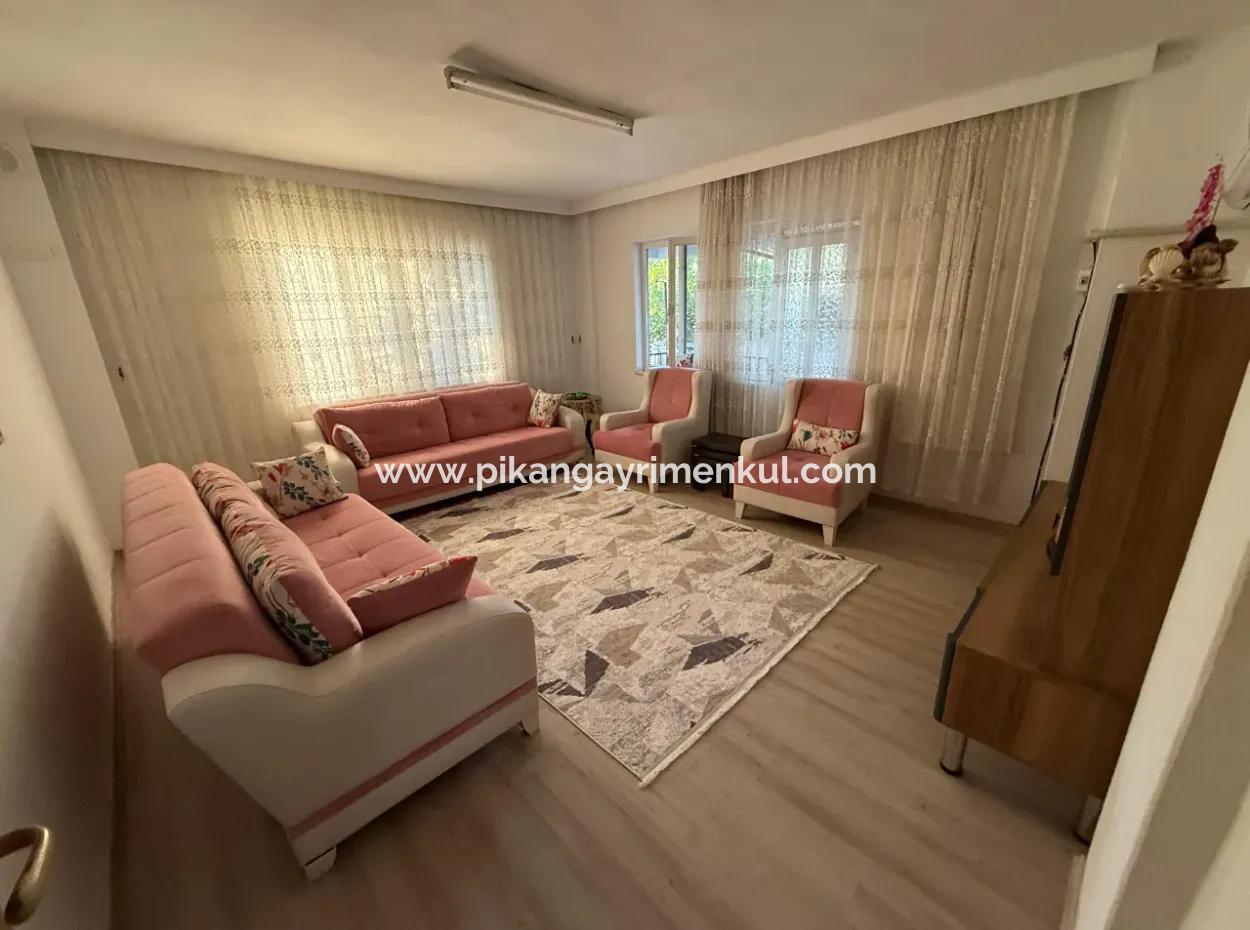 Ortacada Dalyan Yoluna Sıfır Müstakil 2,5 Katlı Bina Satılık.