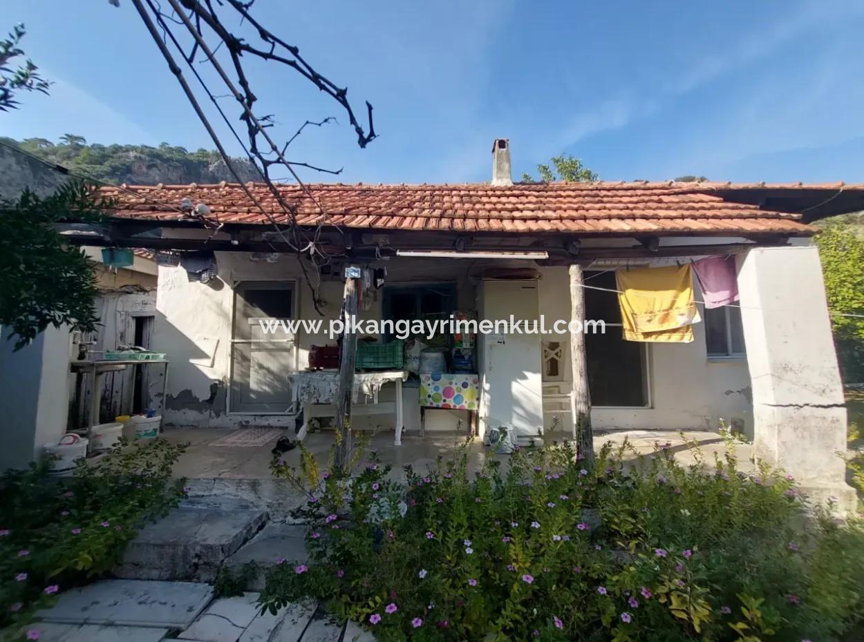 Köyceğiz Çandır Dalyan Kanalına Sıfır 865 M2 Ev Ve Restaurant  Satılık