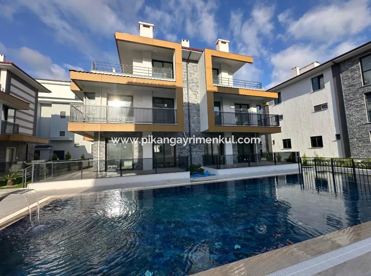 Ortaca Da 4+1, 235 M2 Sıfır Villalar Satılık