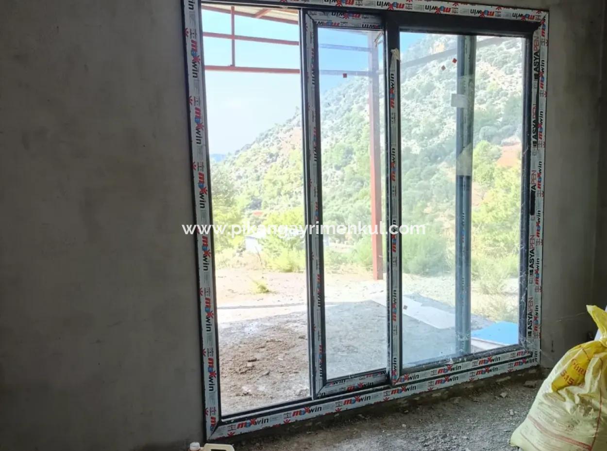 Ortaca Gökbel De  763 M2 Arazide, Kaba İnşaat 1+1 Prefabrik Ev Satılık