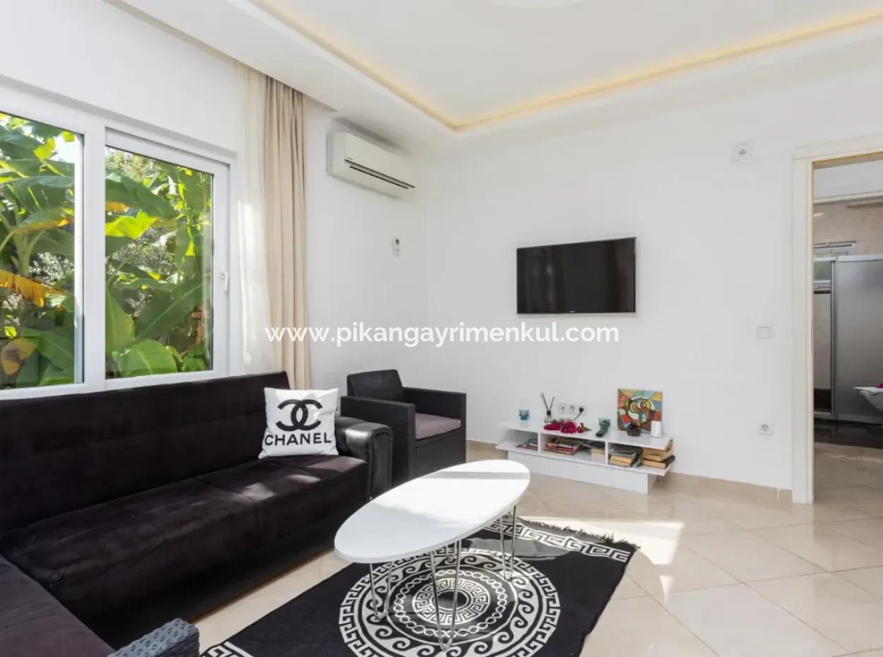 Muğla Dalyan Da 120 M2, 3+1 Eşyalı Yüzme Havuzlu Villa 6 Aylık Kiralık