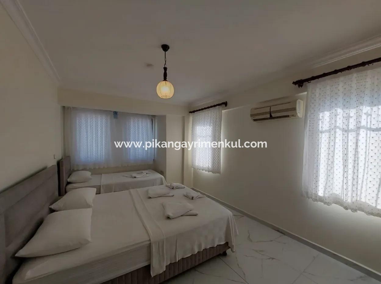 Dalyan Merkezde 5+1 Satılık Triplex Villa