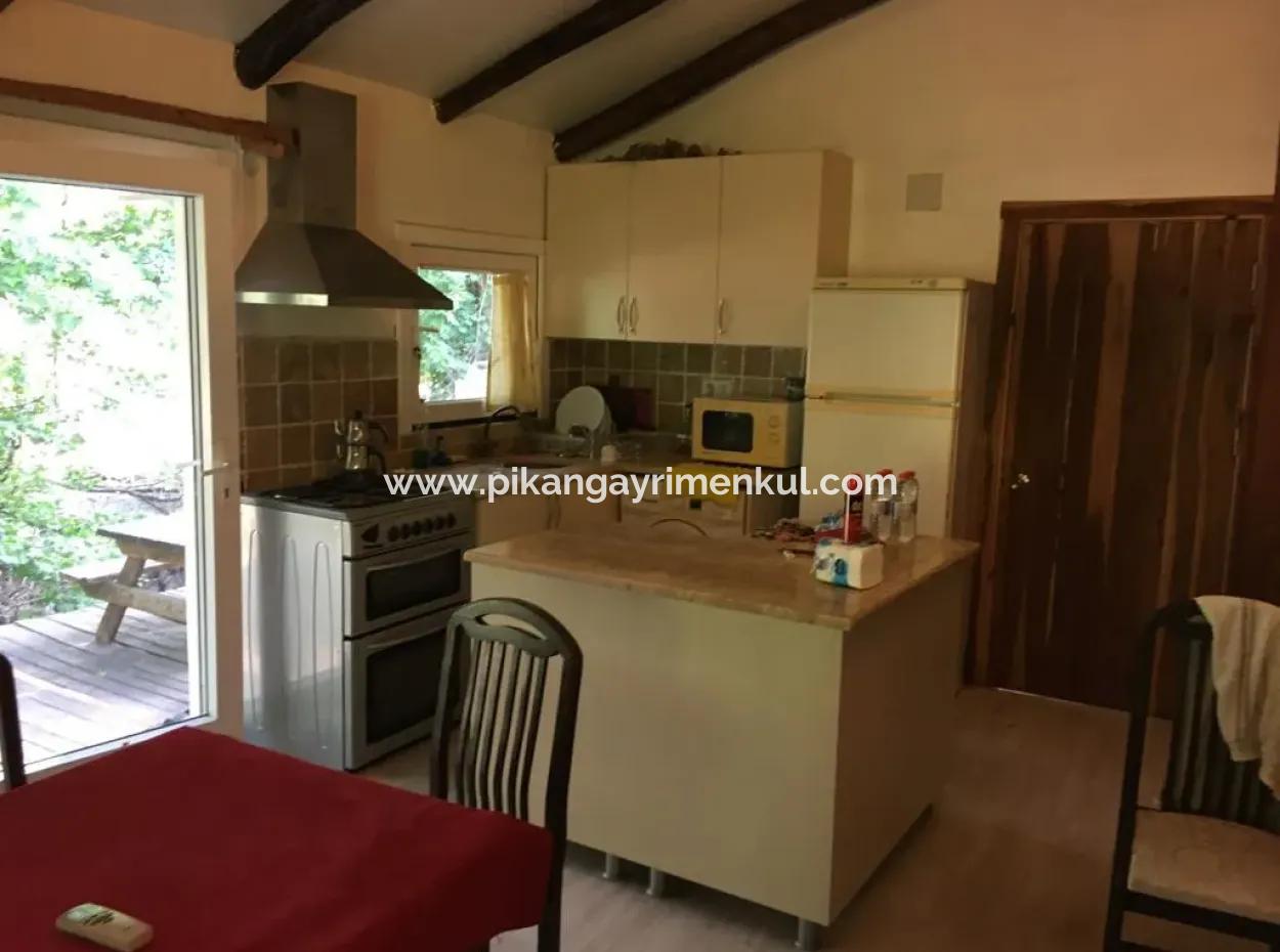 Muğla Ortaca Okçularda Eşyasız Kiralık 2+1 Bahçeli Köy Evi