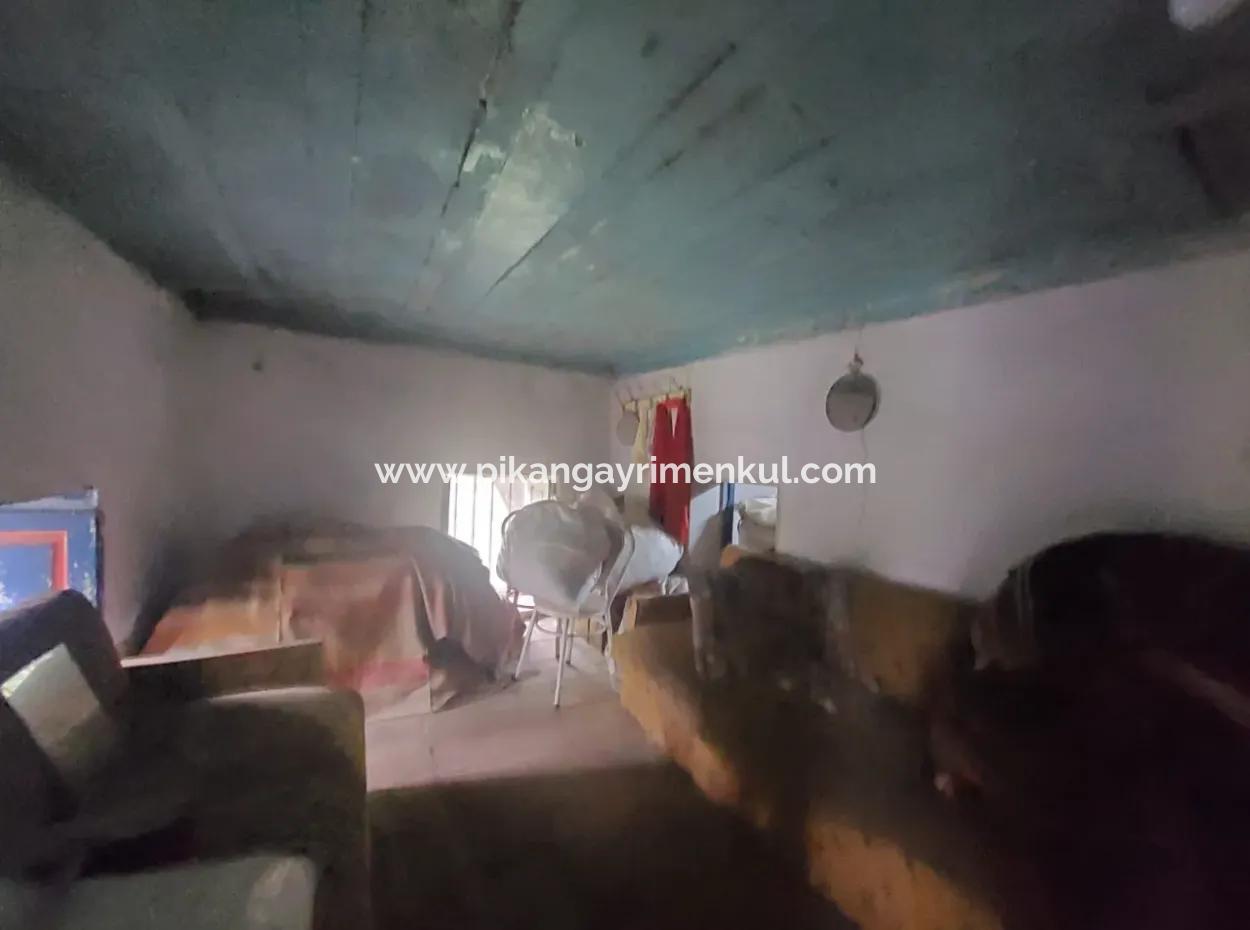 Muğla Fethiye İnlice’de Doğa İçinde Satılık Tapulu Köy Evi