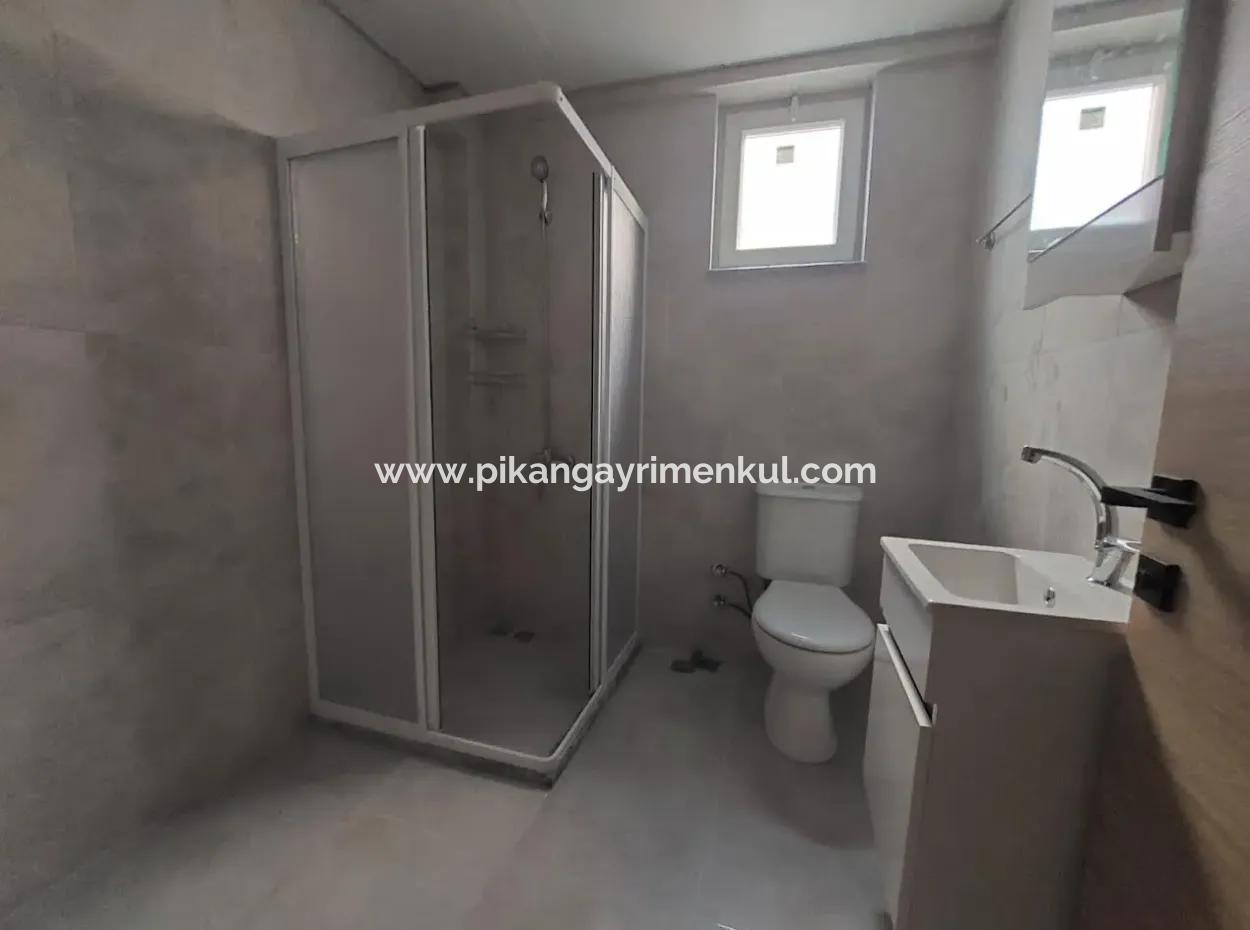 Ortaca Merkezde 75 M2 Sıfır 2+1 Dükkan Üstü Daire Satılık