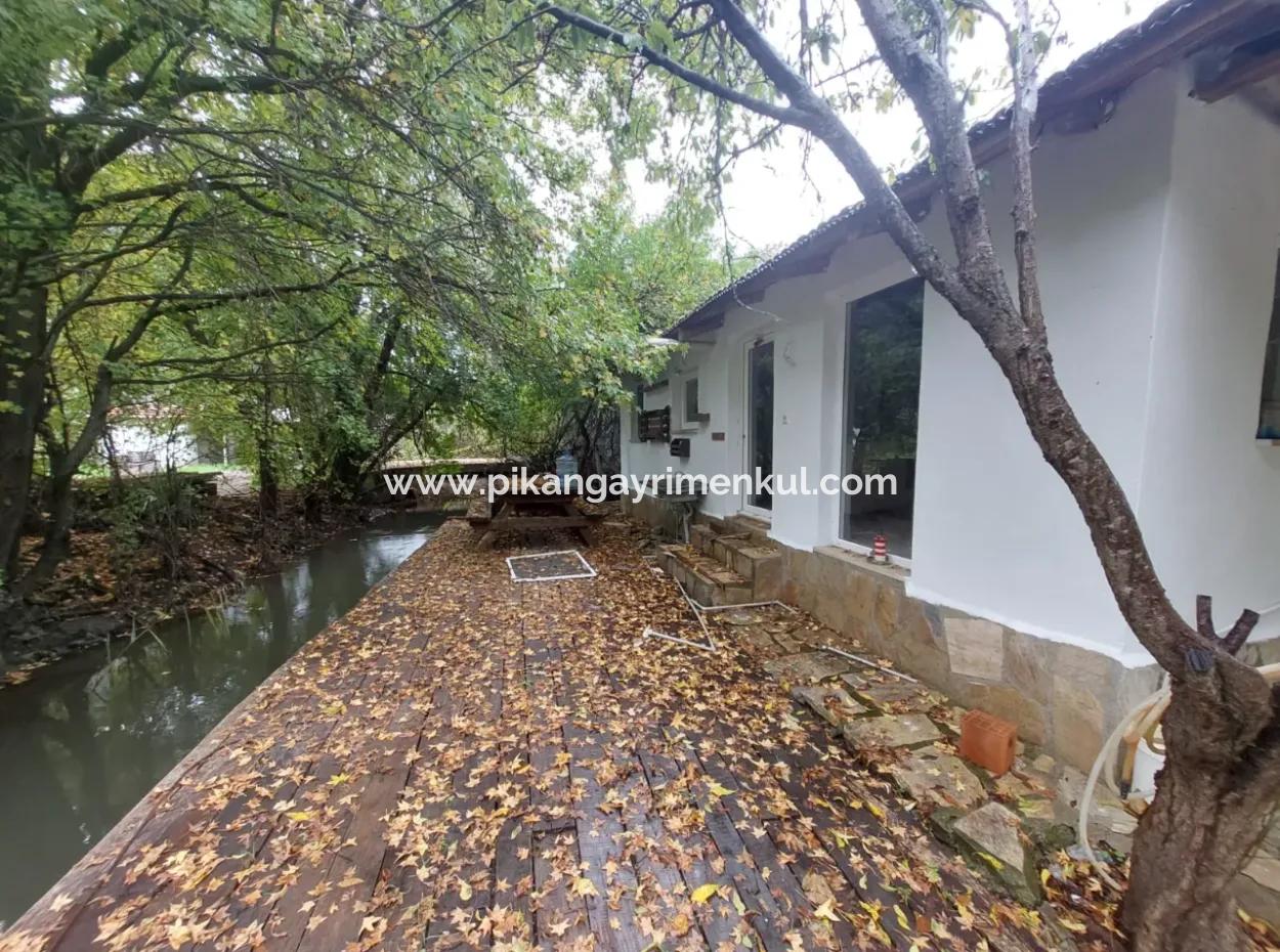 Muğla Ortaca Okçularda Eşyasız Kiralık 2+1 Bahçeli Köy Evi