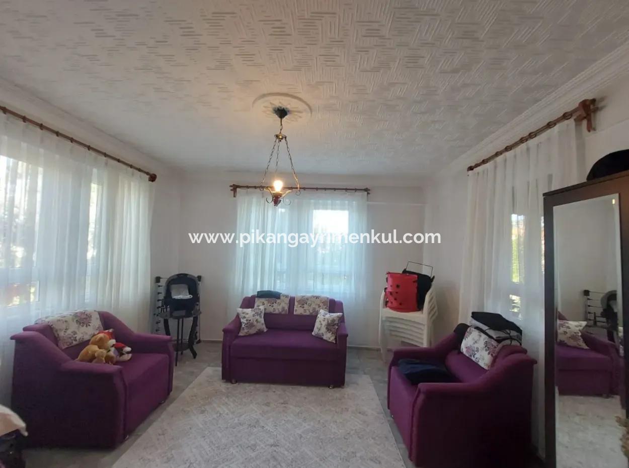 Ortaca Kemaliye De 645 M2 Arazide 4+1 Ve 3+1 Yüzme Havuzlu Ev Satılık Veya Takas