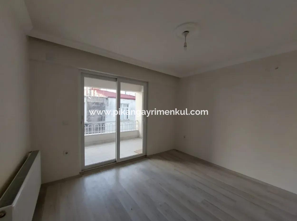 Mugla Ortaca Merkezde 150 M2 3+1 Asansörlü Daire Acil Satılık