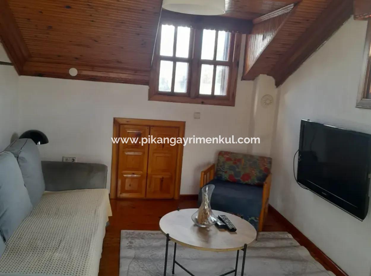 Muğla Ortaca Dalyan Da 70 M2 Eşyalı  2+1 Çatı Katı Kiralık
