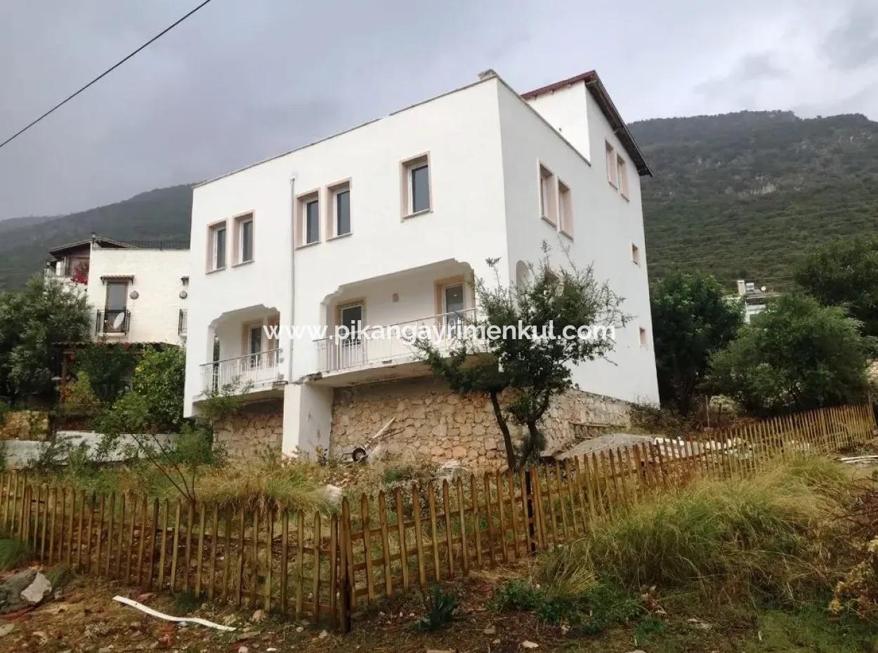antalya kas gokceorende satilik deniz manzarali mustakil 2 katli ev
