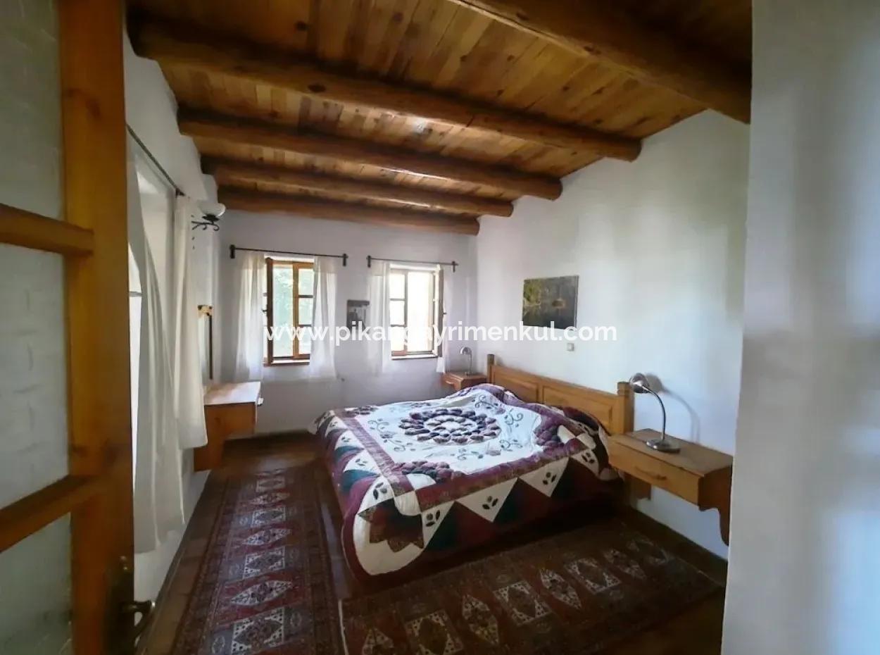 Fethiye Faralyada Deniz Manzaralı, Tam Donanımlı Ve Belgeli Satılık Doğal Ve Taştan Butik Otel