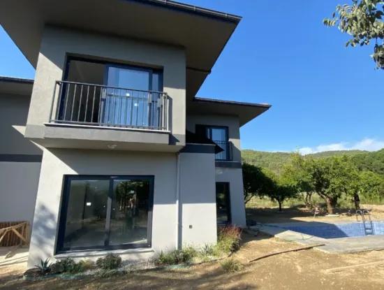 Ula Ataköyde 3+1 Dubleks Villa Satılık